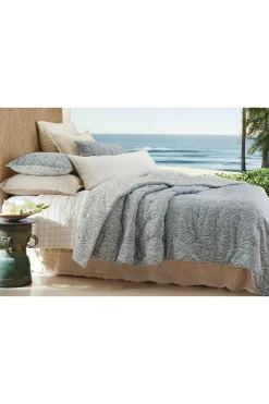 Cordova Reversible Jacquard Comforter